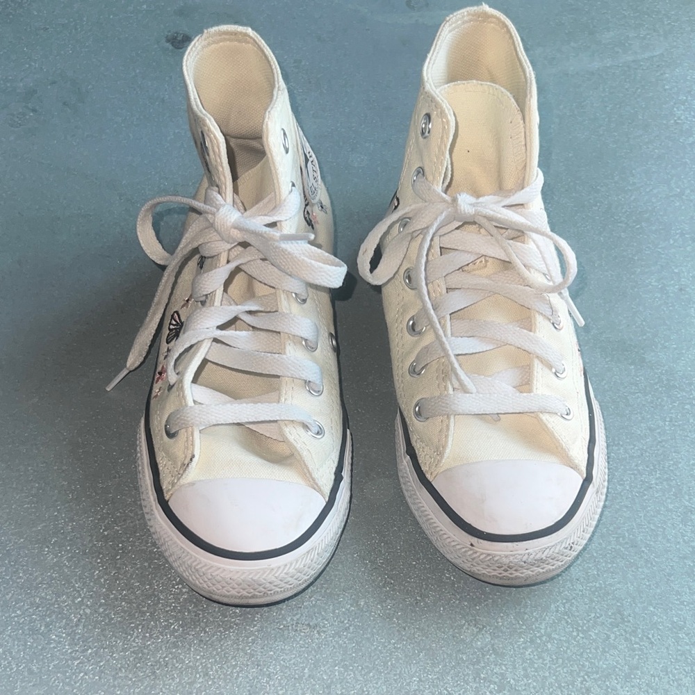 Kids High-Top Sneakers - White